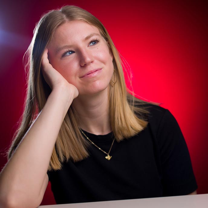 Headshot of Allison Hubbell
